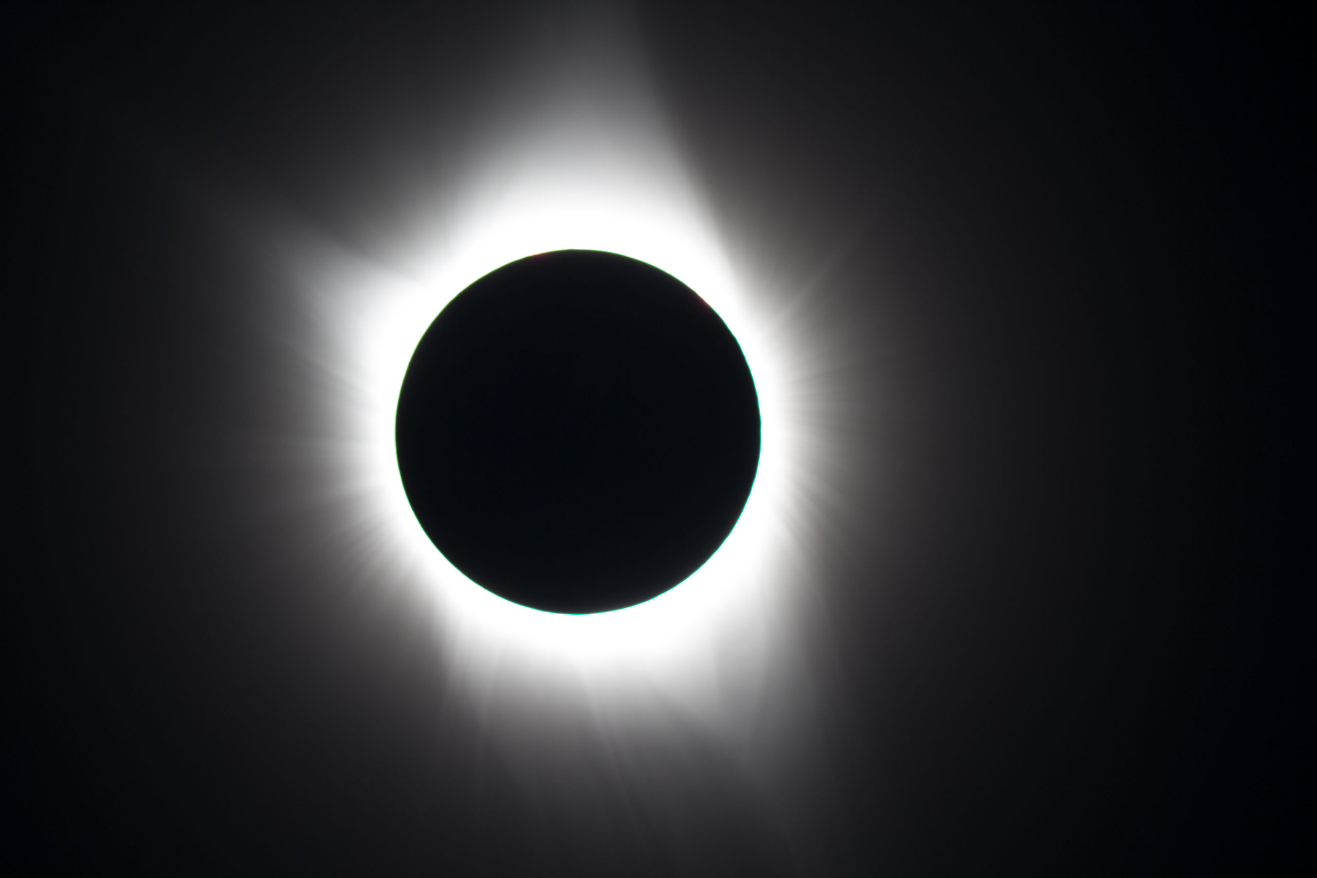 Featured image for “Anticipating the total Solar Eclipse April 8, 2024 for a memorable experience!”